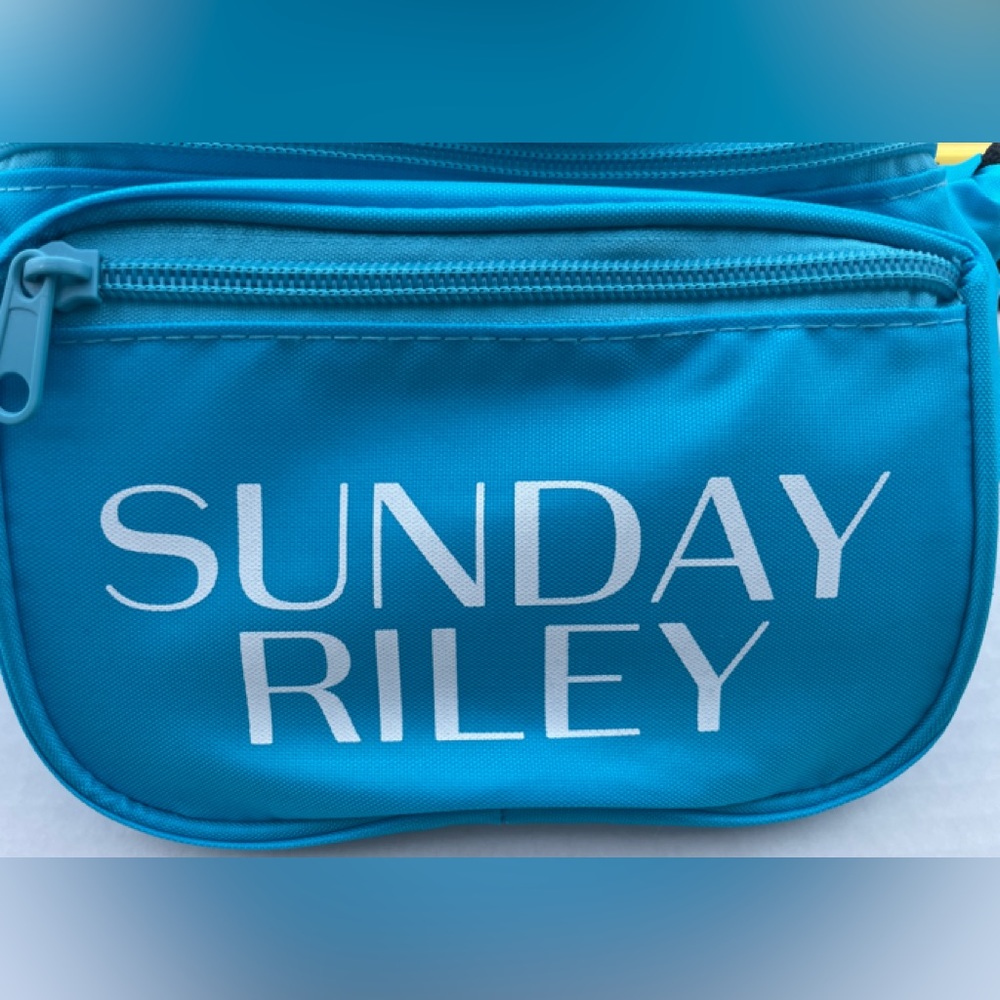 Sunday Riley Fanny pack + sample products - Good Genes, CEO Glow & A+!!!